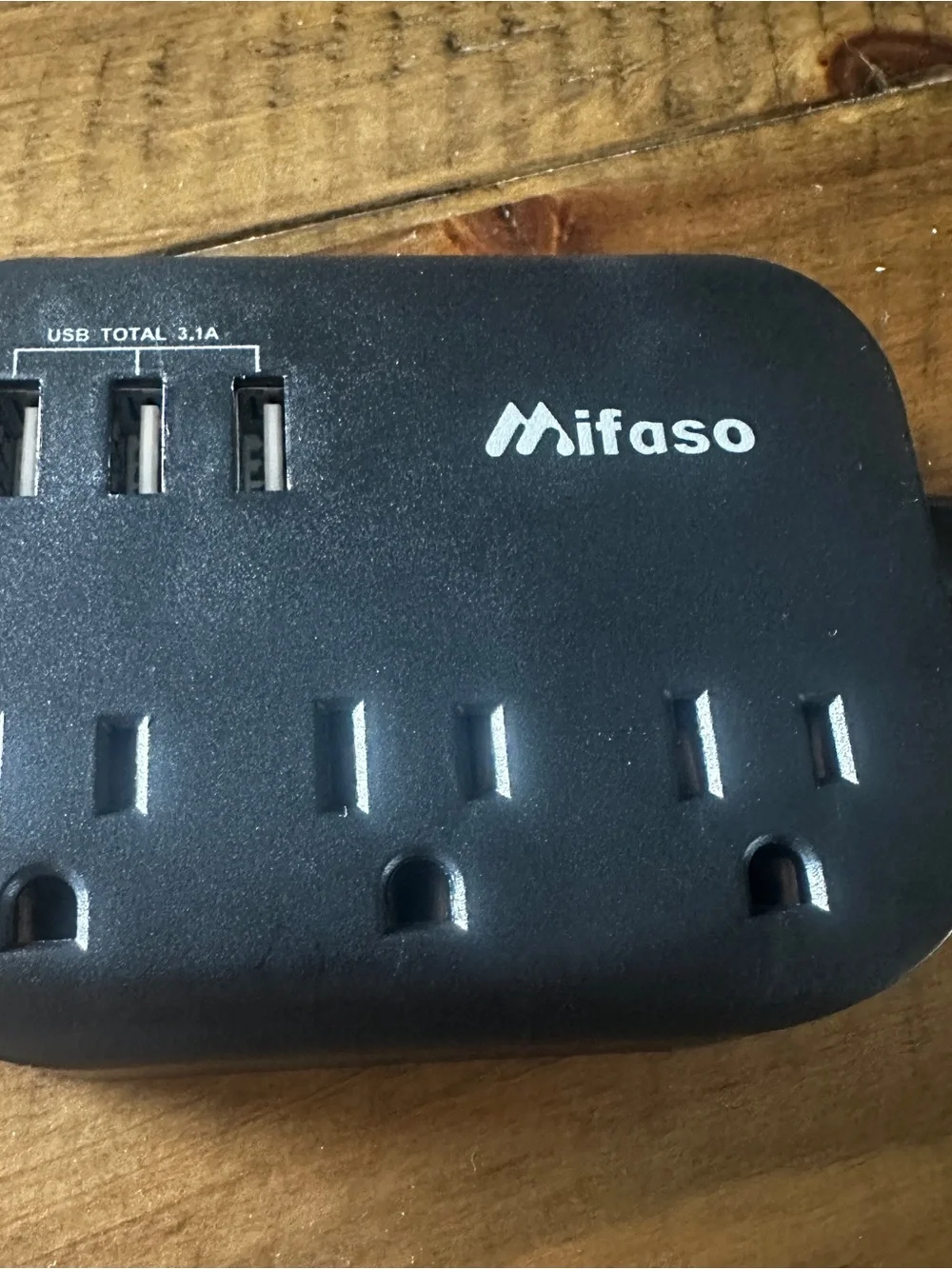 Travel Power Strip 3 outlets 3 USB